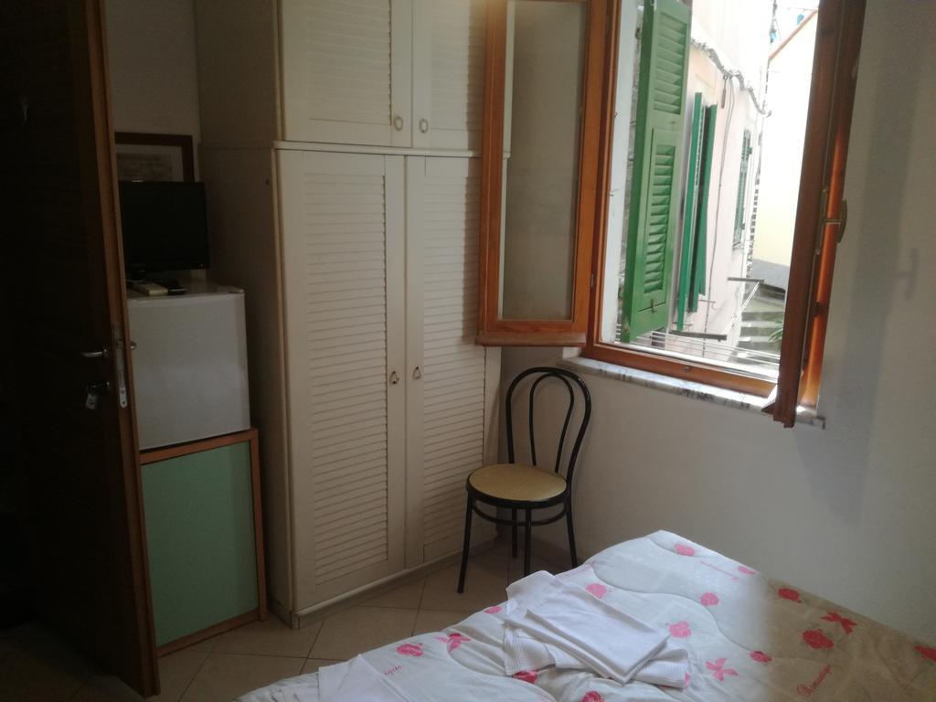 Affittacamere Ca' Dei Lisci Riomaggiore Buitenkant foto